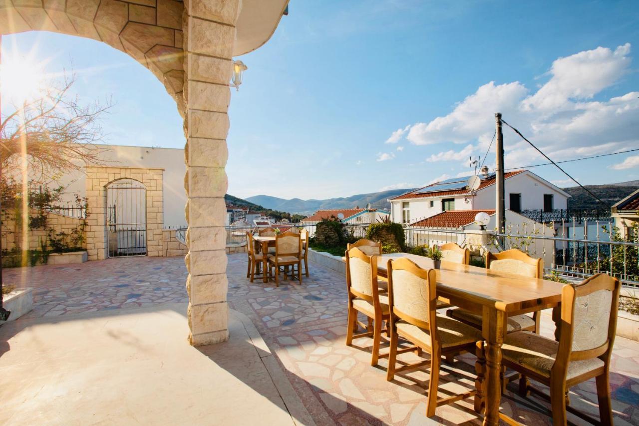Hotel Buenavista Beach House Trogir Mastrinka Eksteriør billede