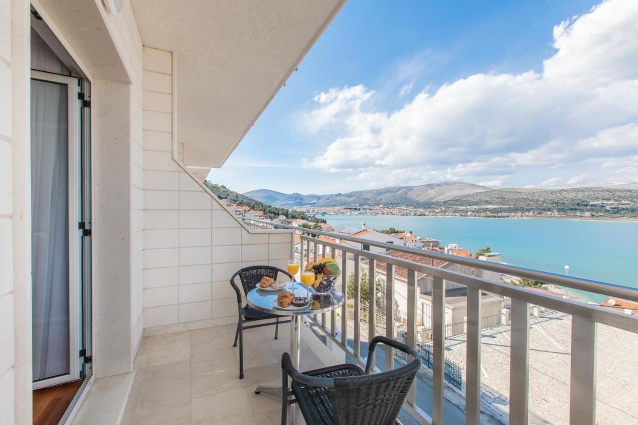 Hotel Buenavista Beach House Trogir Mastrinka Eksteriør billede
