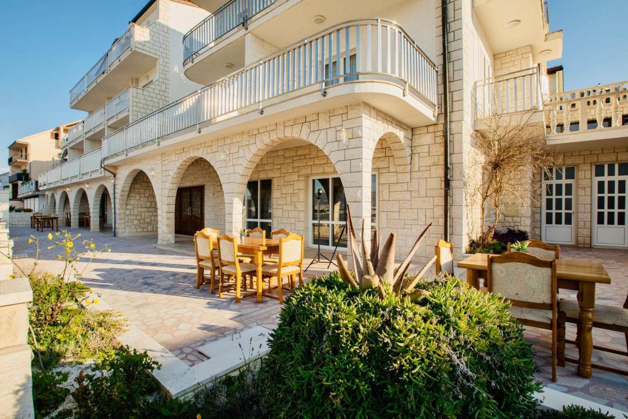 Hotel Buenavista Beach House Trogir Mastrinka Eksteriør billede
