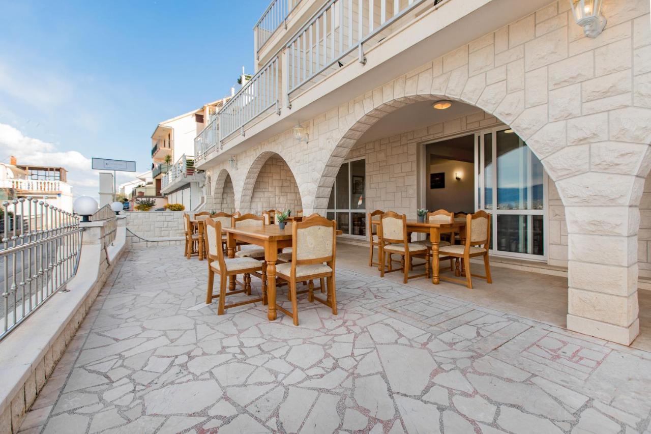 Hotel Buenavista Beach House Trogir Mastrinka Eksteriør billede