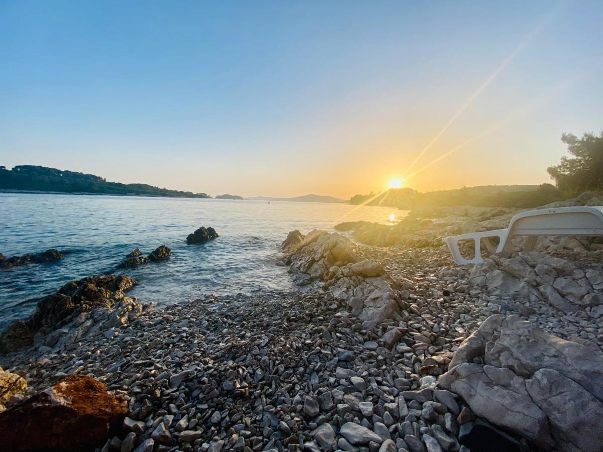 Hotel Buenavista Beach House Trogir Mastrinka Eksteriør billede